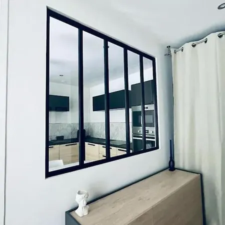 Apartment Charmant T2 Lumineux Idealement Situe Aix-les-Bains